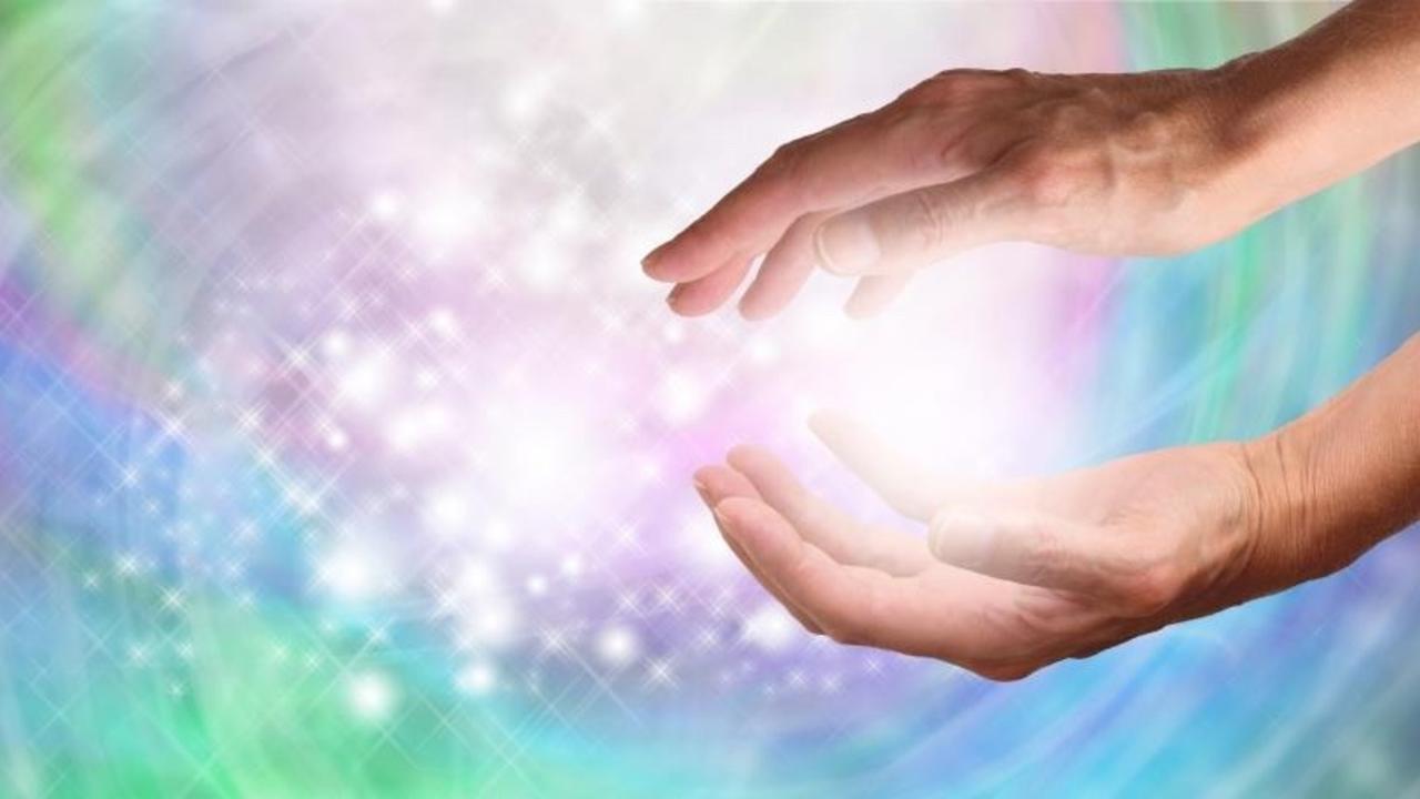 3LVgiOd5RVy7tb9SLZWw_Reiki4